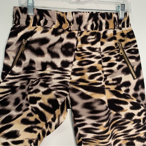 Mela Purdie Animal Print 100% Silk Tapered Ankle Pants Size S Mint! - Picture 3 of 10